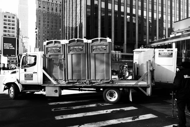 Porta potty delivery and setup in Walworth, WI